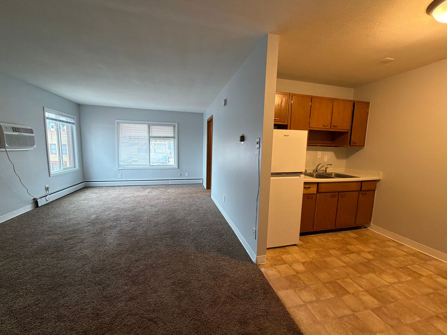 Columbia Heights Apartment: 3932 Central Avenue NE