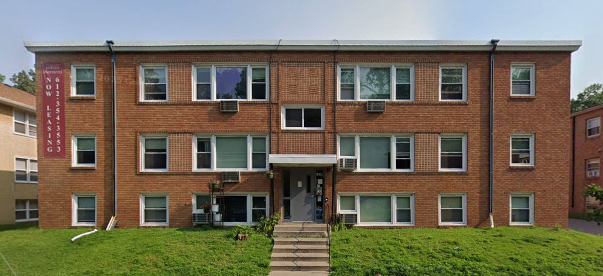 Saint Paul Apartment: 1439 7th Street E