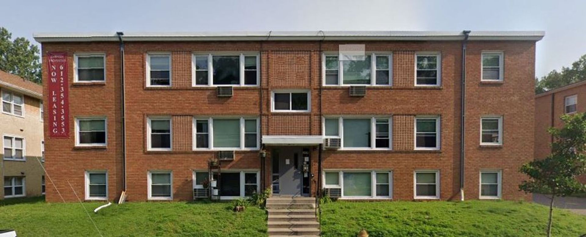 Saint Paul Apartment: 1439 7th Street E