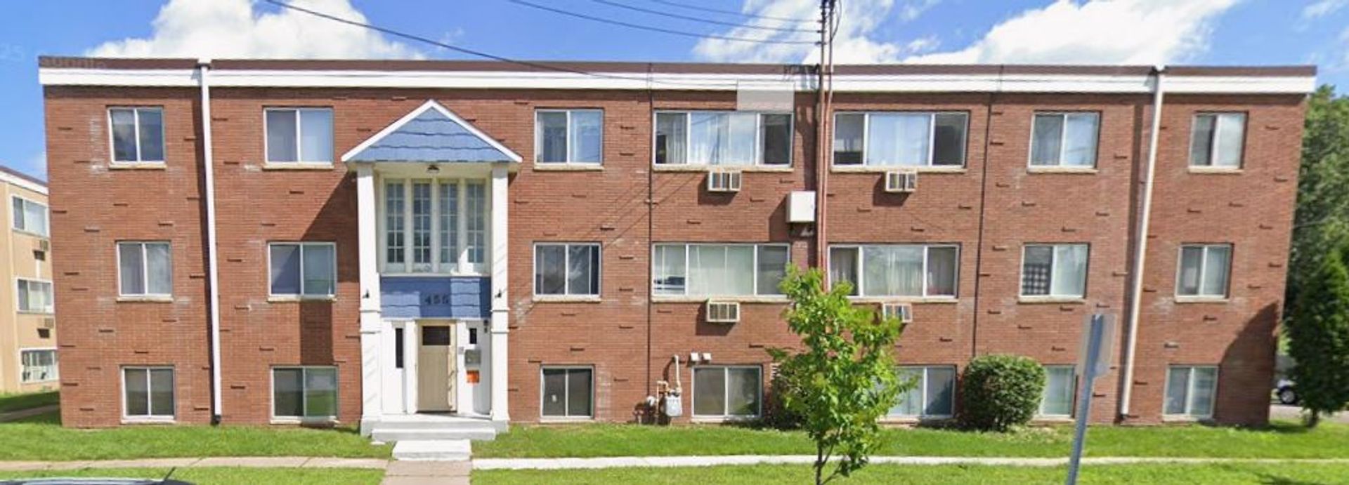 Saint Paul Apartment: 461 Maryland Avenue W