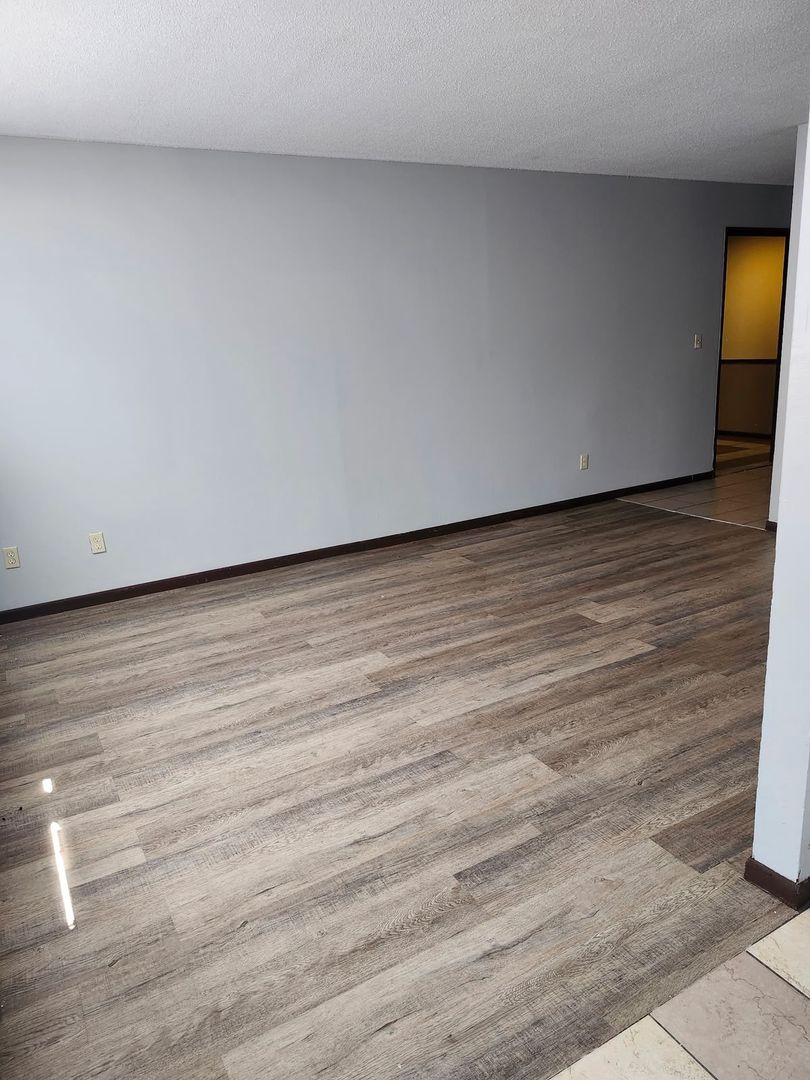 Saint Paul Apartment: 1542 Marion Street