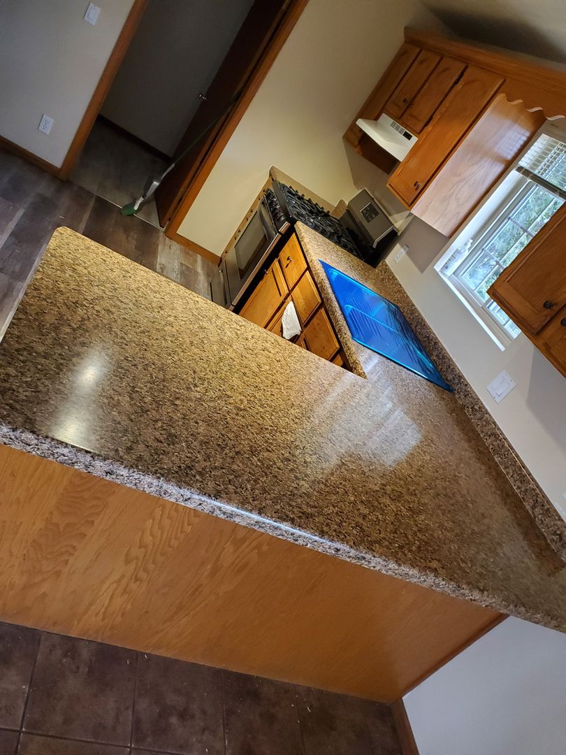 De Pere Townhome: 293-295 Desplaine Rd