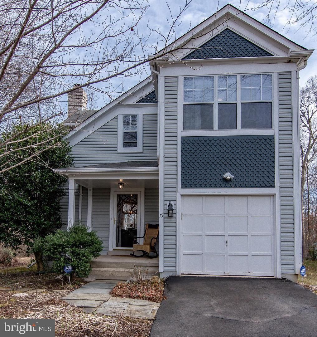 Sterling House: 16 Glengyle Lane