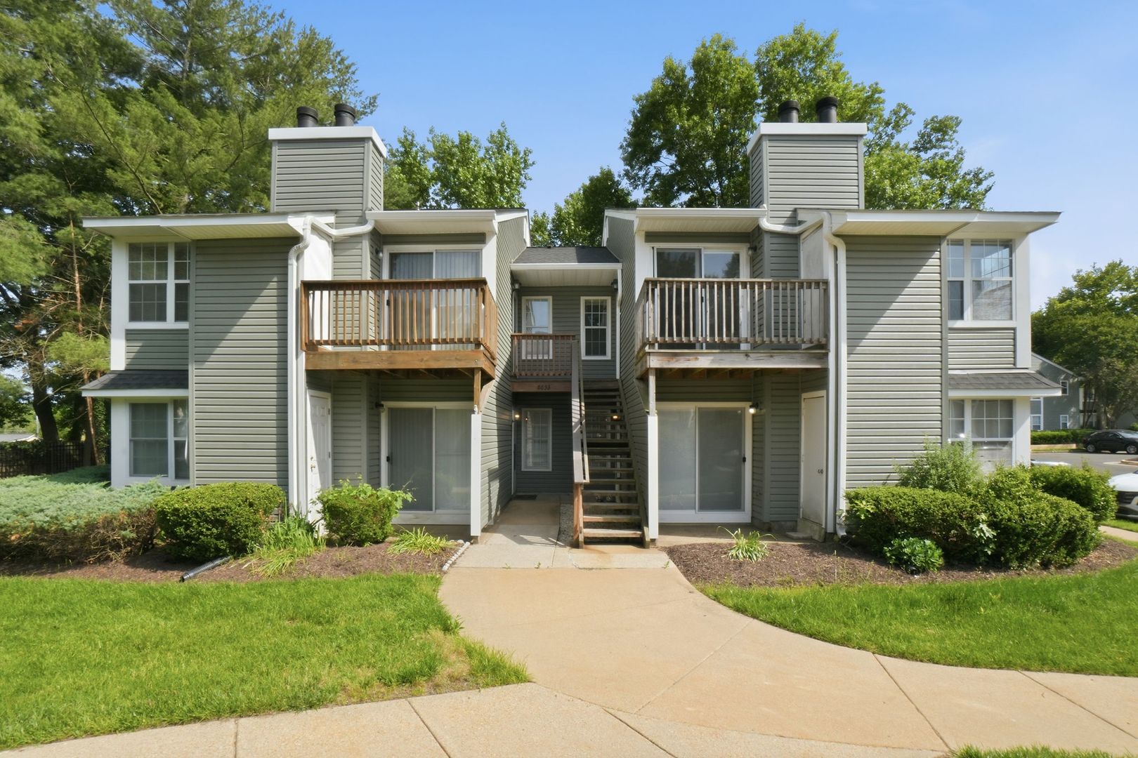 Alexandria Condo: 8633 Beekman Place