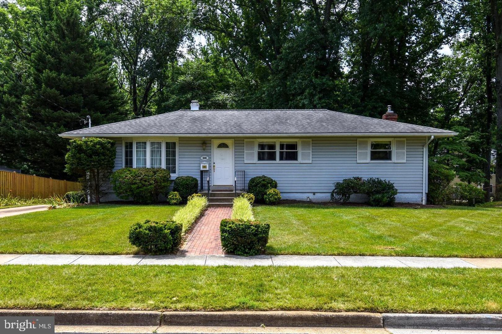 Vienna House: 606 Kingsley Road SW