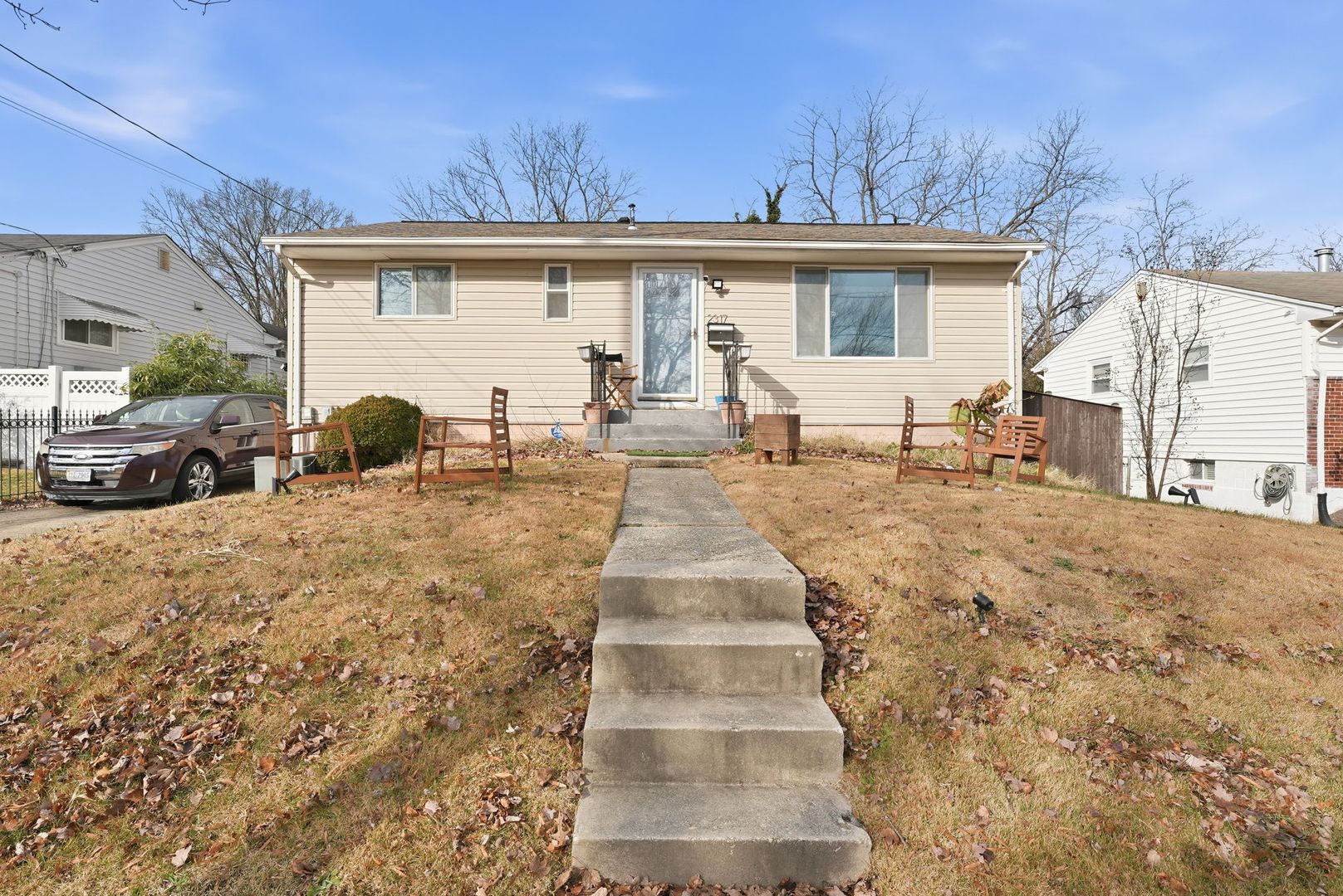 District Heights House: 2317 Roslyn Avenue