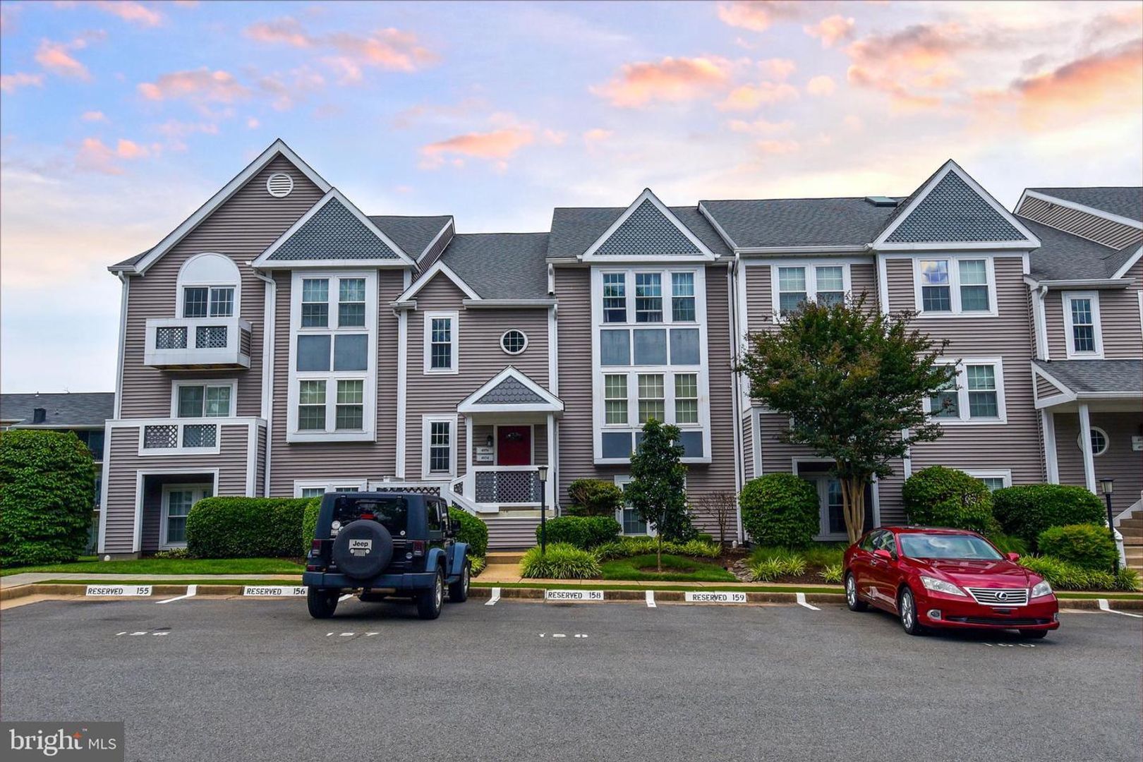 Fairfax Condo: 4056 Grays Pointe Court