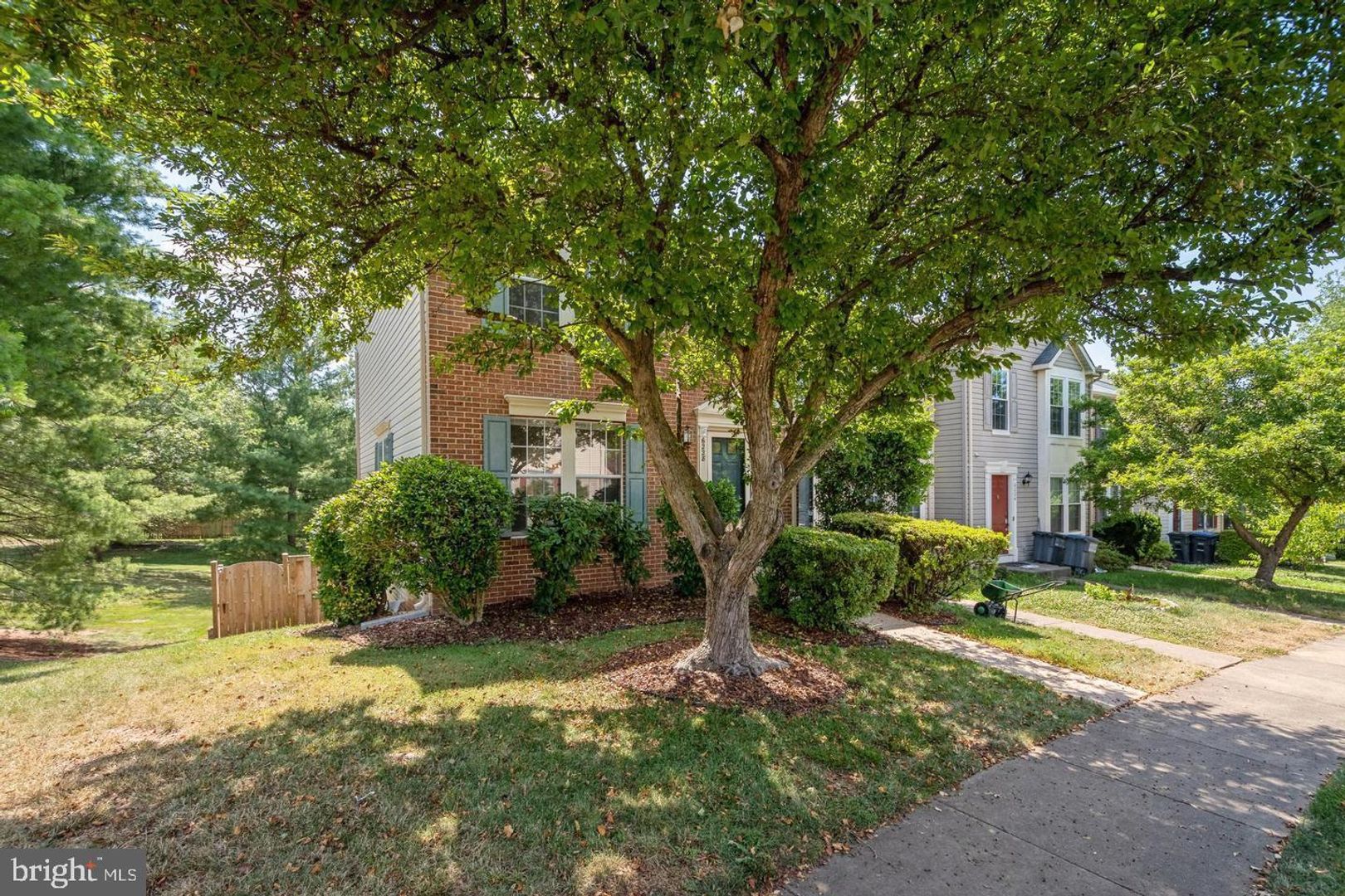Centreville Townhome: 6228 Battalion Street