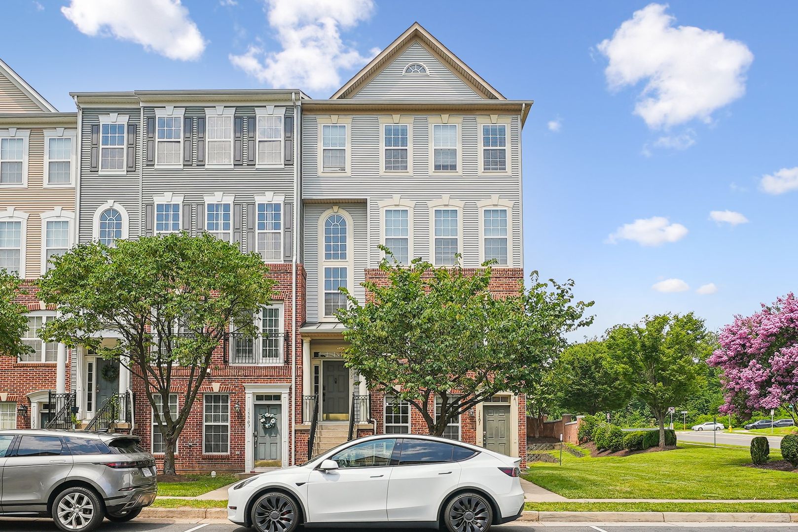 Woodbridge Townhome: 15503 John Diskin Circle