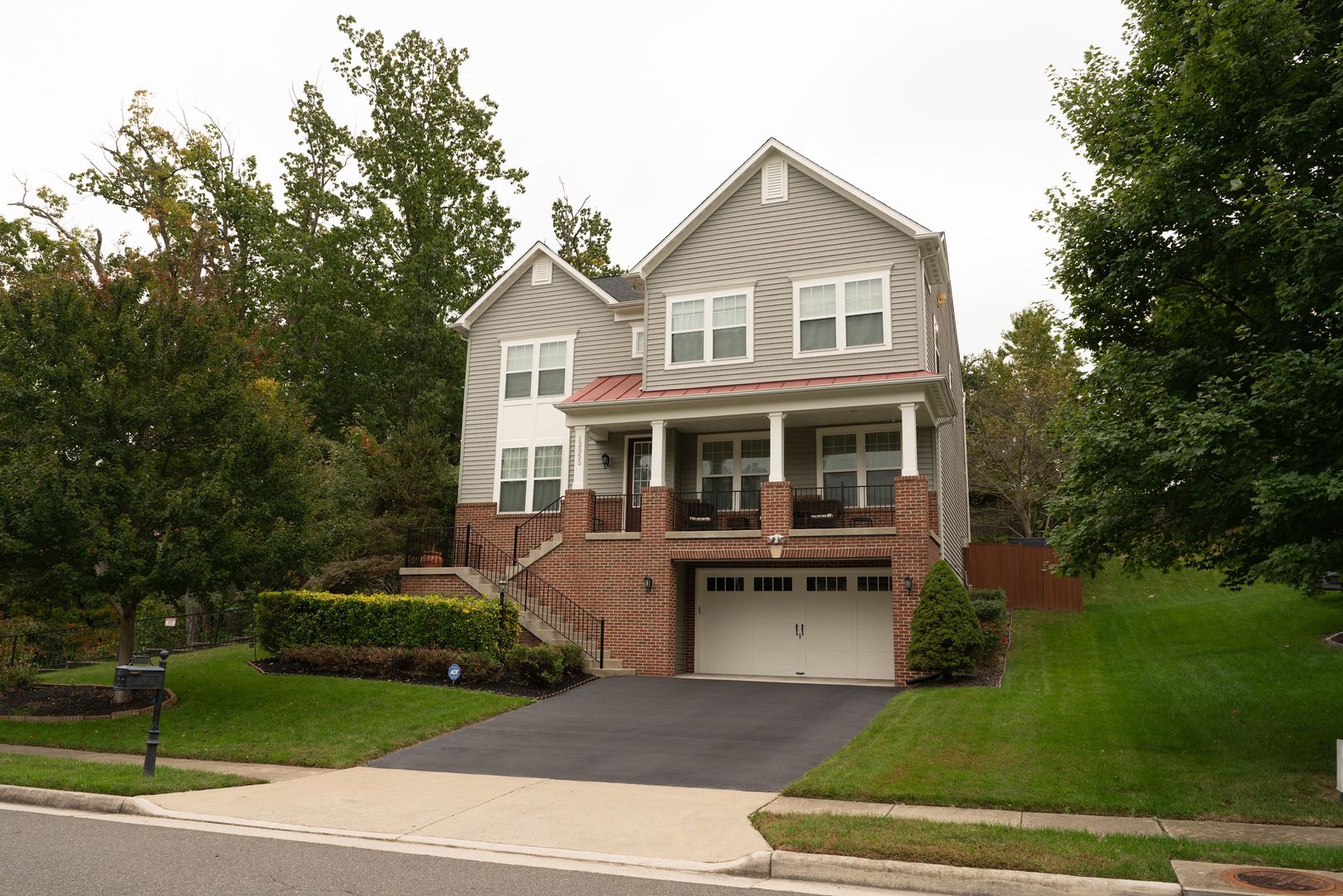 Woodbridge House: 12955 Luca Station Way