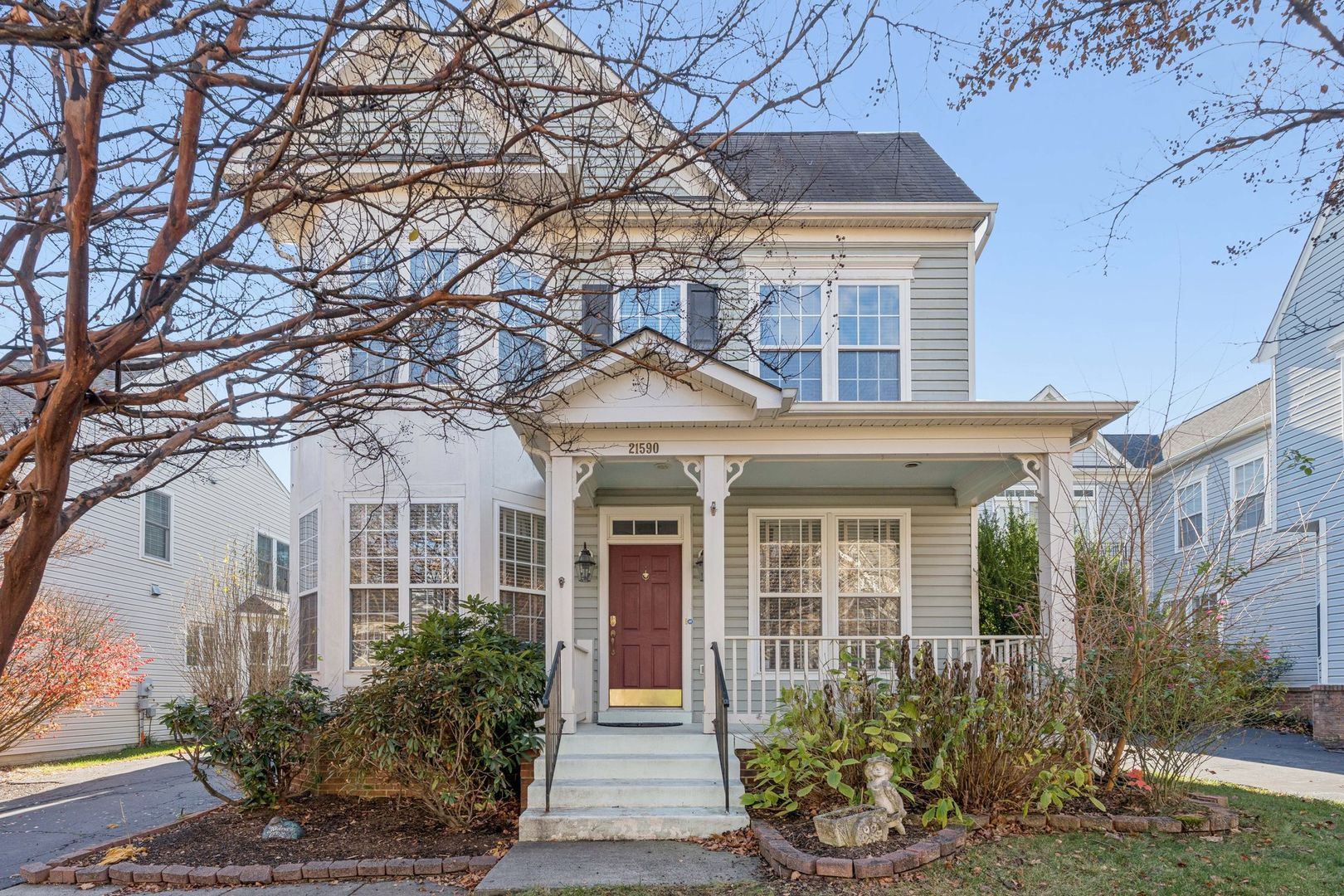 Ashburn House: 21590 Merion Street