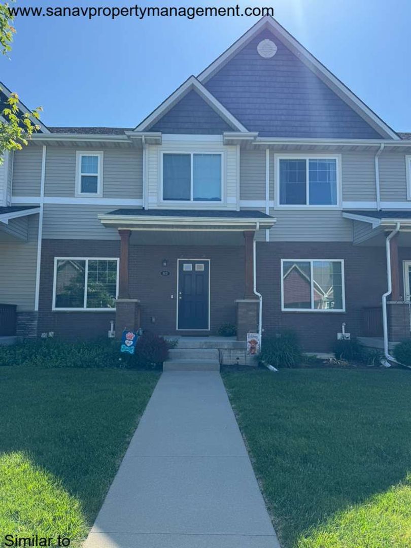 West Des Moines House: 143 63rd Street