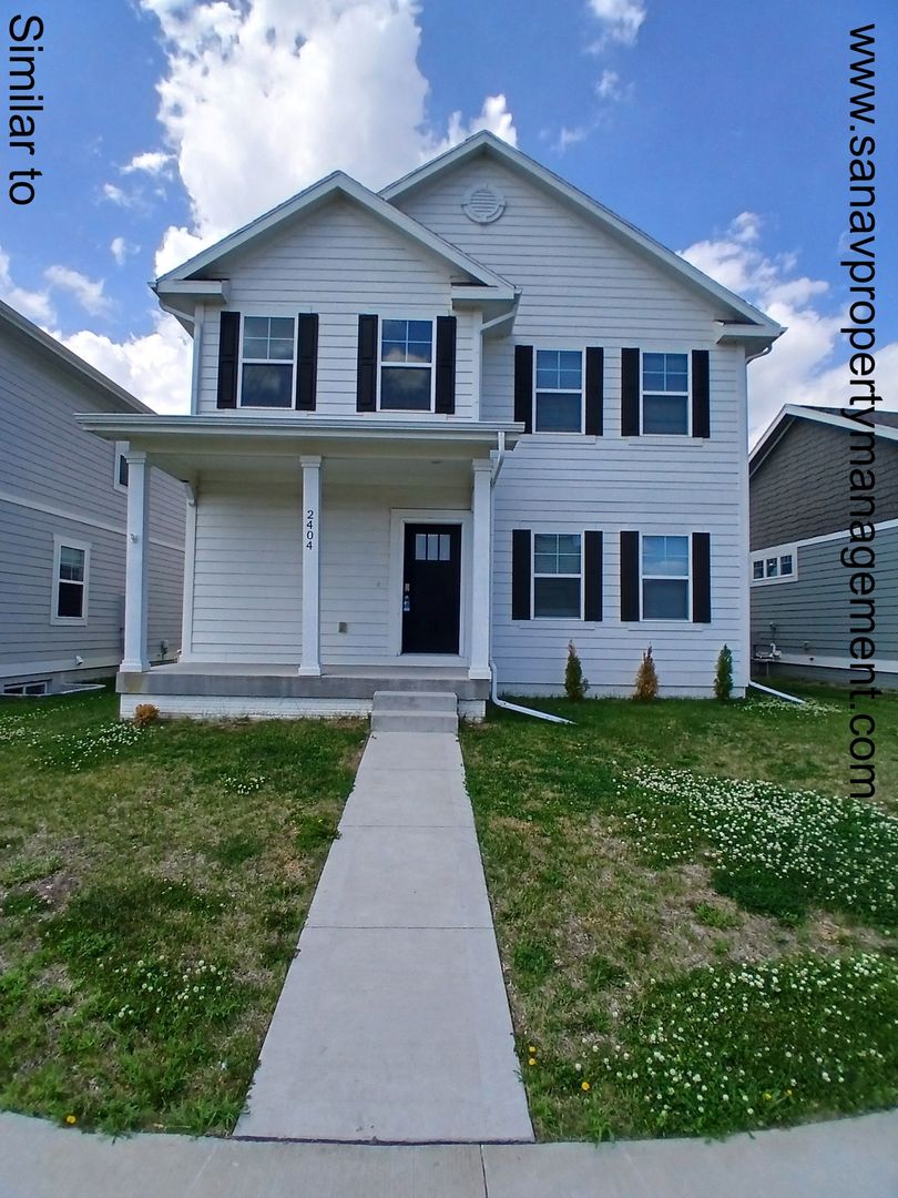 Ankeny House: 2404 SW Plaza Pkwy