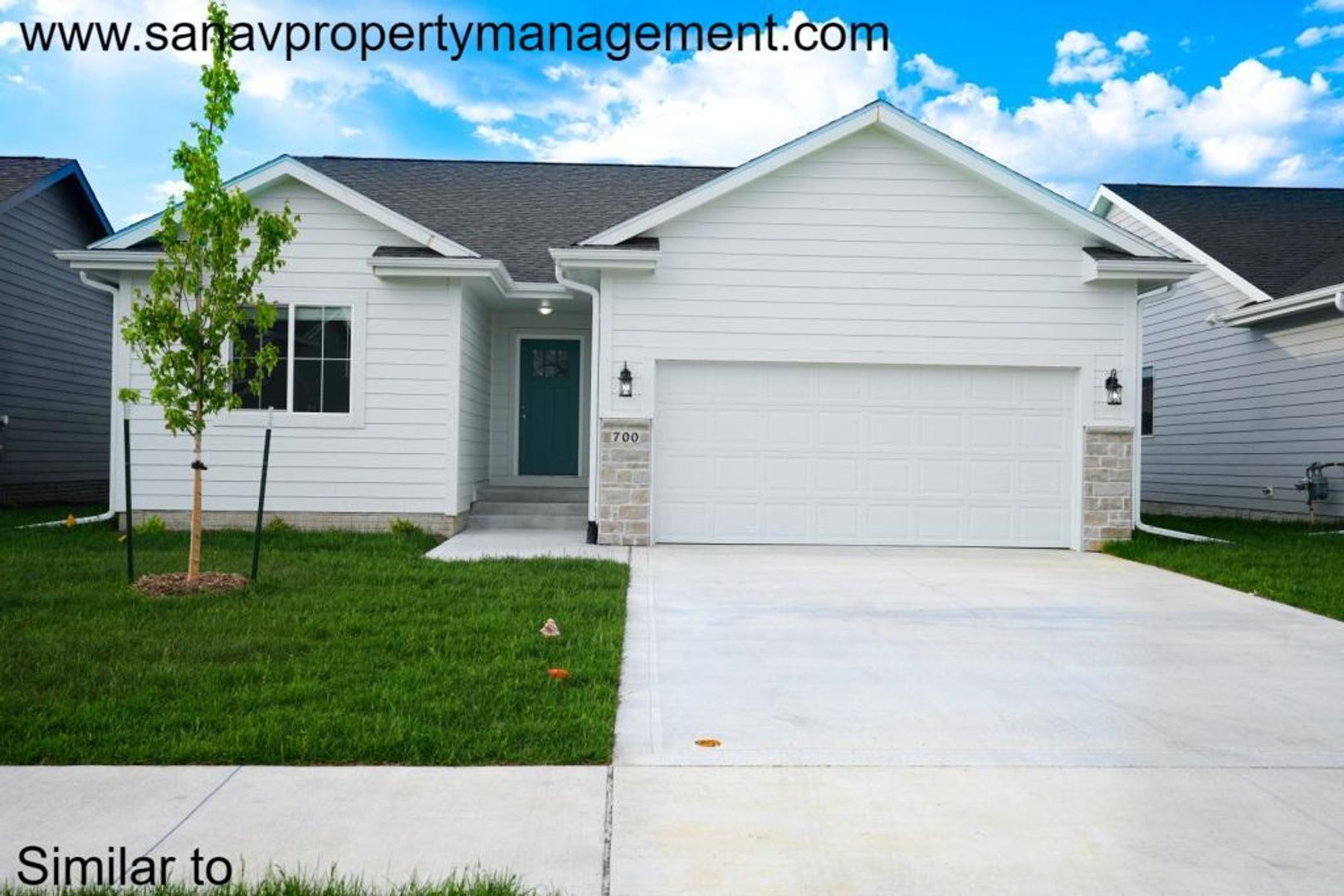 Waukee House: 700 SE Mesa Dr