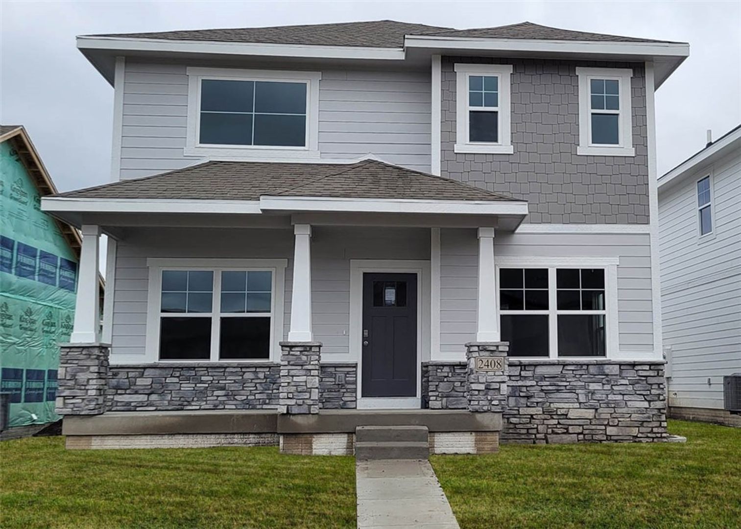 Ankeny House: 2408 SW Plaza Parkway