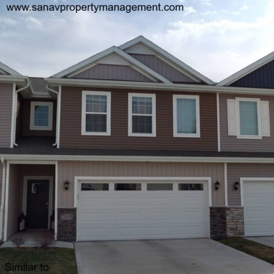 Ankeny House: 2819 NW 34th Ln