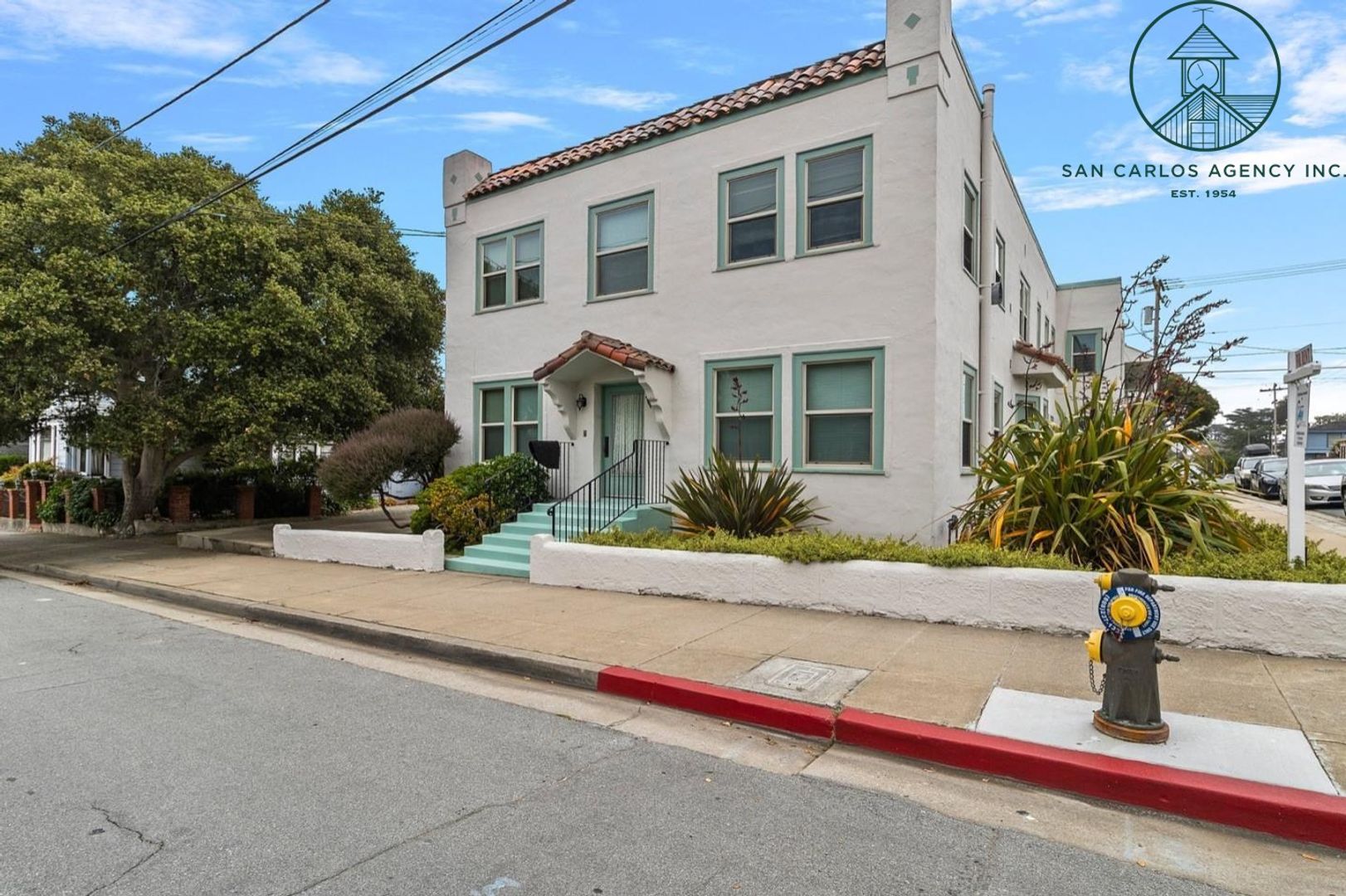 Pacific Grove Apartment: 419 Forest Avenue