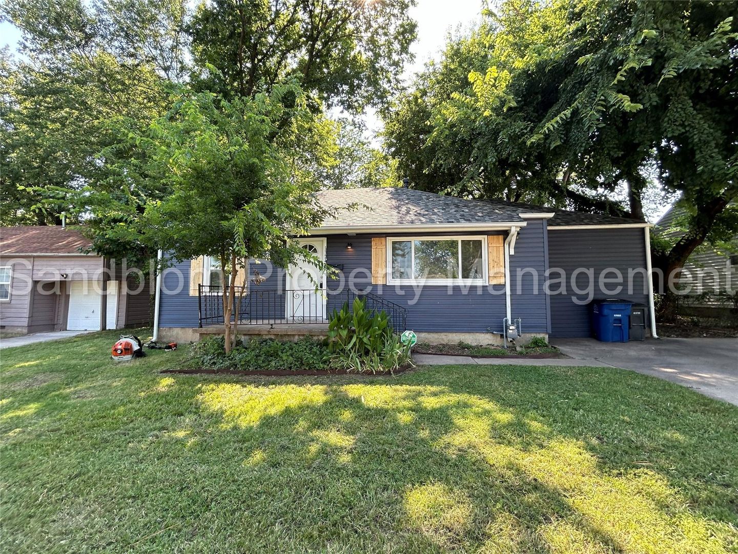 Tulsa House: 1324 South Erie Avenue