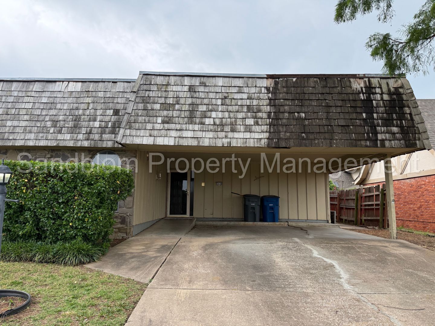 Tulsa House: 5516 E 61st Pl