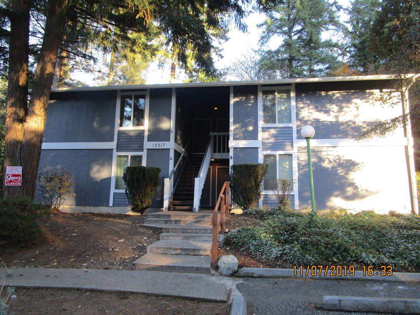 Puyallup Apartment: 12317 118th Ave Ct. E.