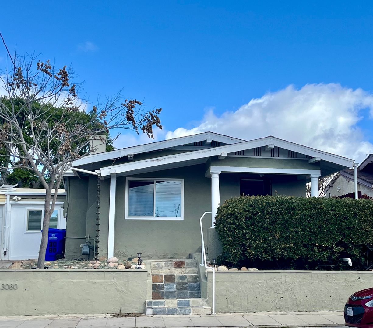 San Diego House: 3080 Myrtle Ave