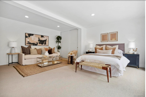 Furnished La Jolla Studio – Across the Street from Beach Access!