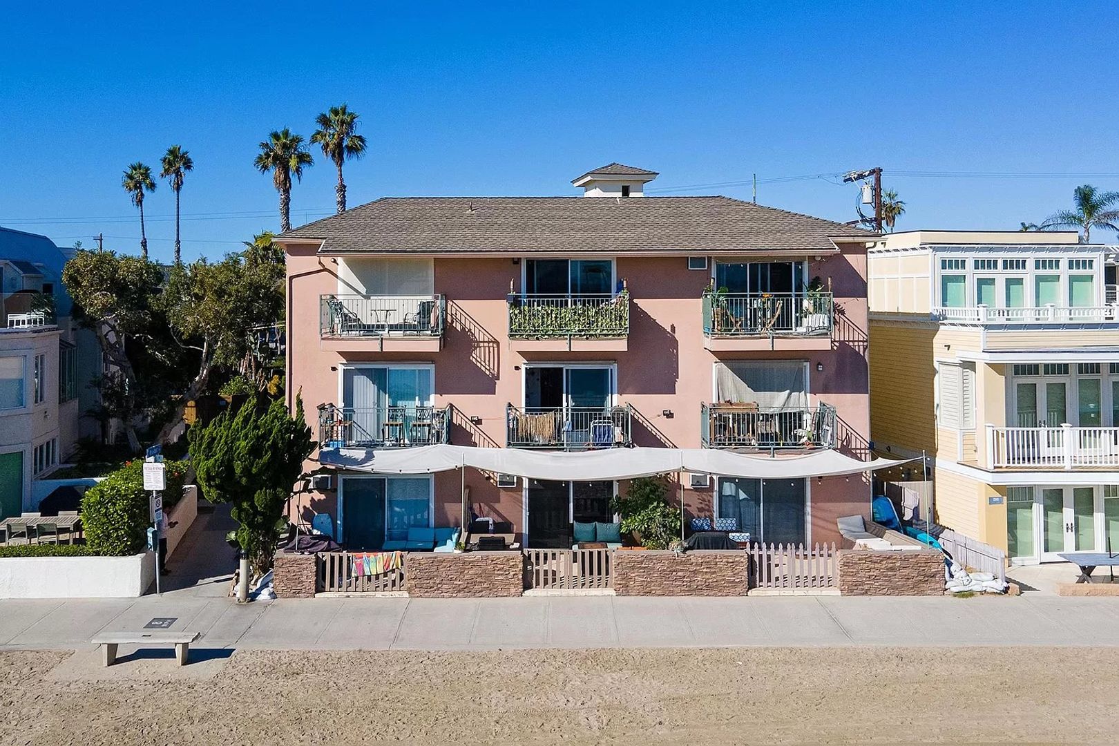 San Diego Apartment: 3550 Bayside Walk