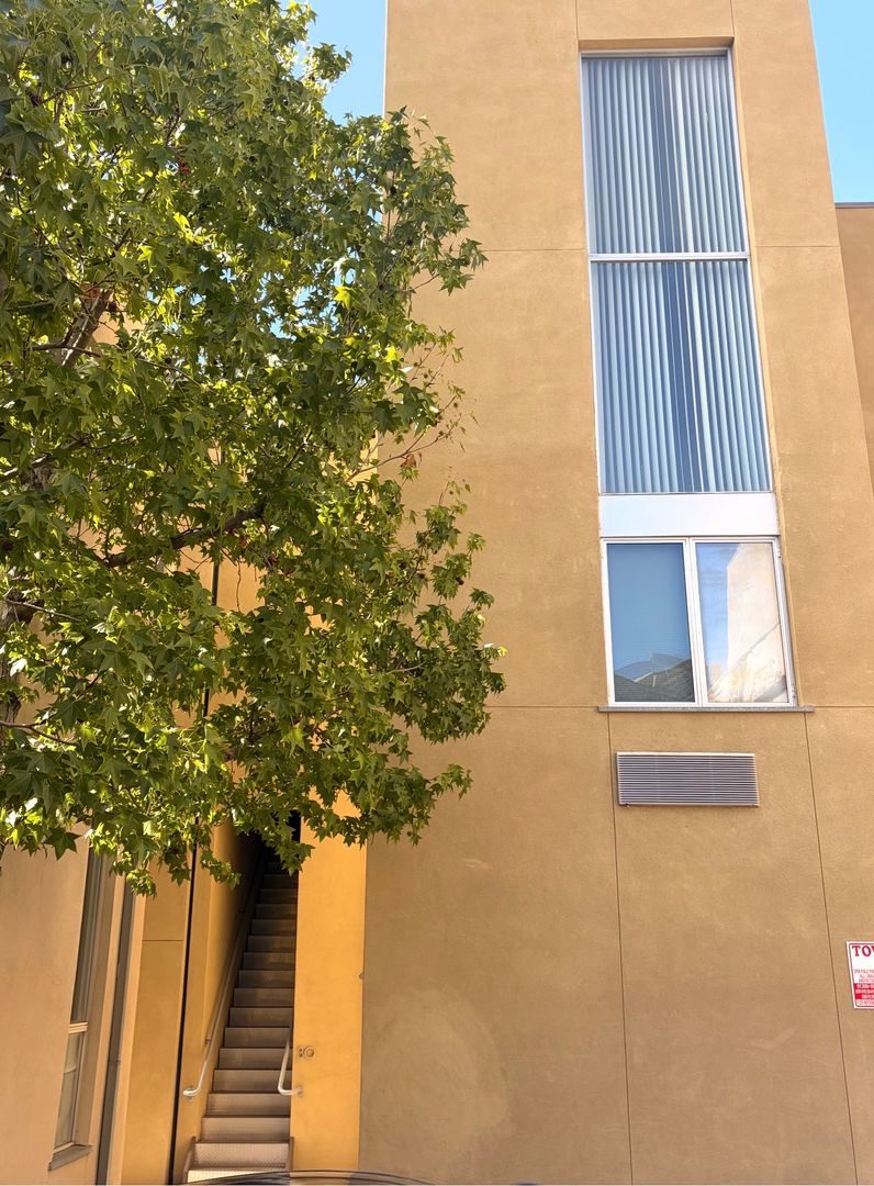 San Diego House: 1601 Kettner Unit 30