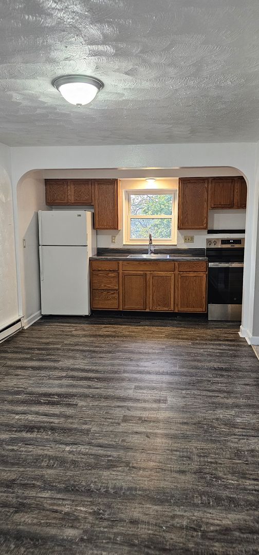 Pittsburgh Apartment: 2769 Churchview Avenue
