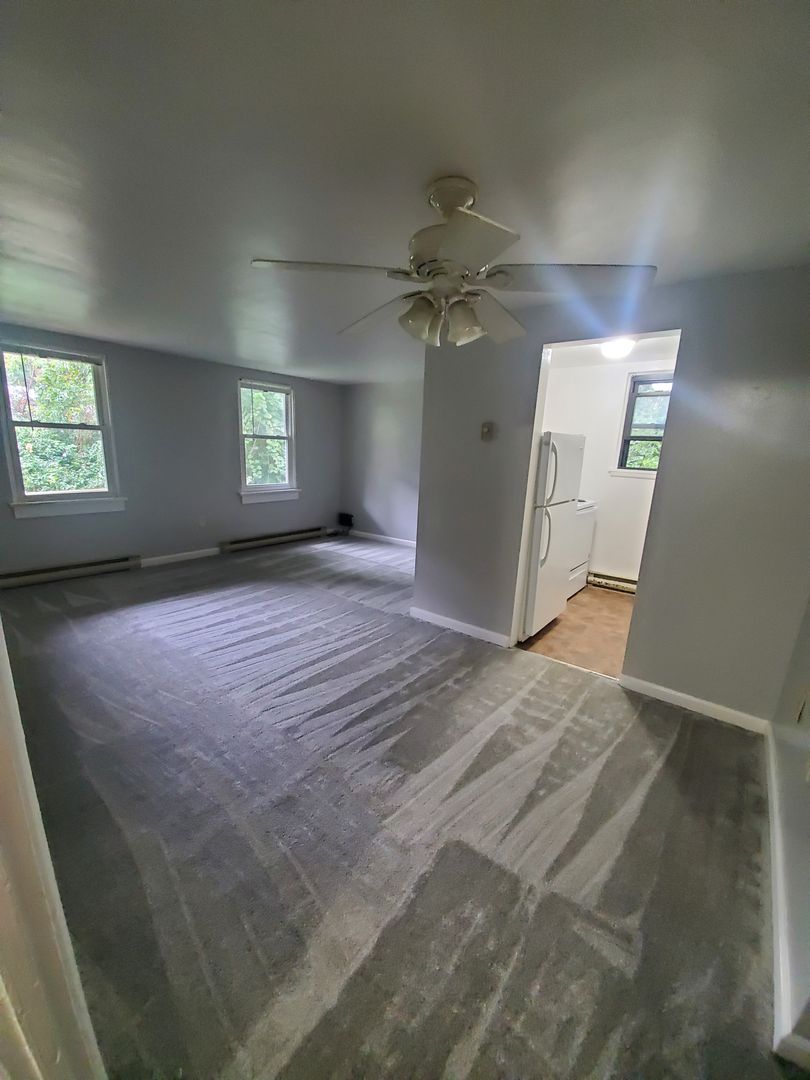 Pittsburgh Apartment: 2767 Churchview Avenue