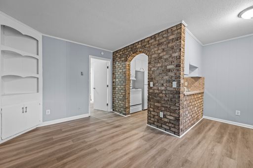 1 bedroom in N Chas, CONVENIENT LOCATION