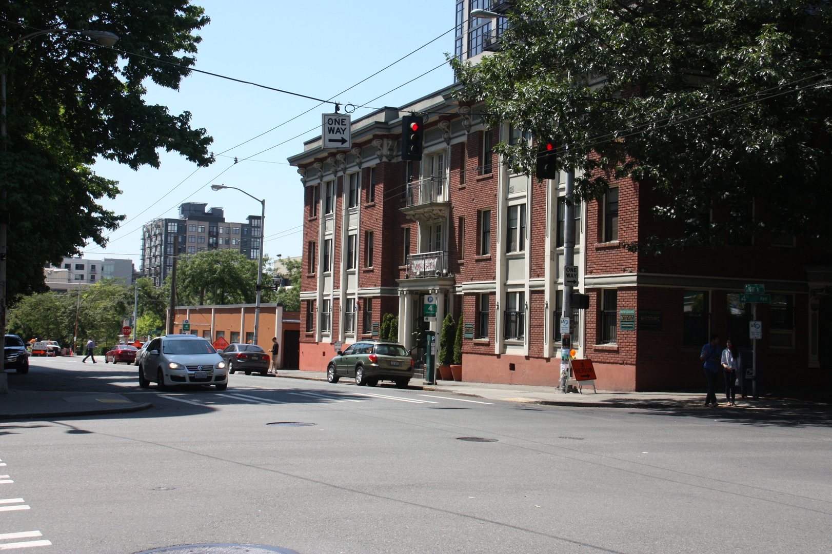 Seattle Apartment: 320 Cedar Street