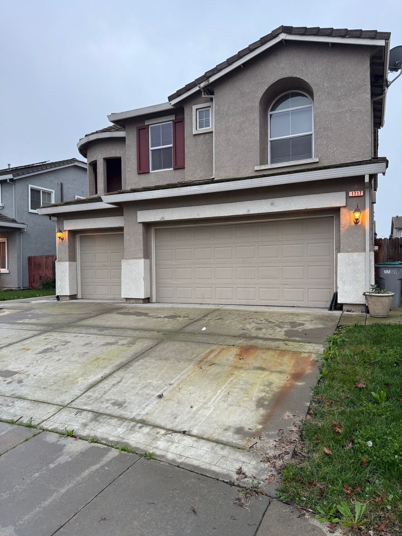 West Sacramento House: 1717 Monte Vista Court