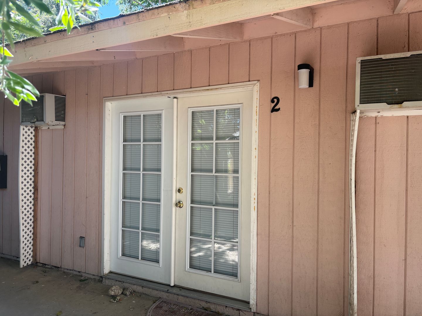 West Sacramento Apartment: 321 4th Street #2