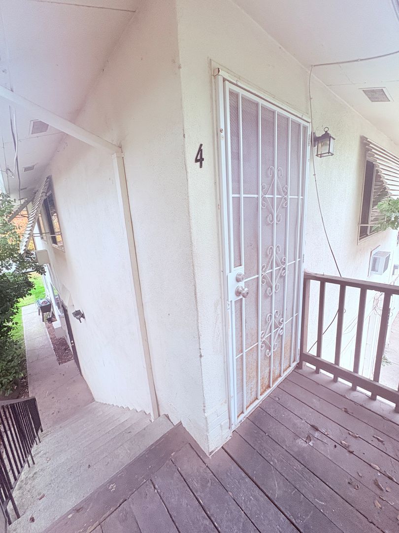 Sacramento Apartment: 904 Dornajo Way #4