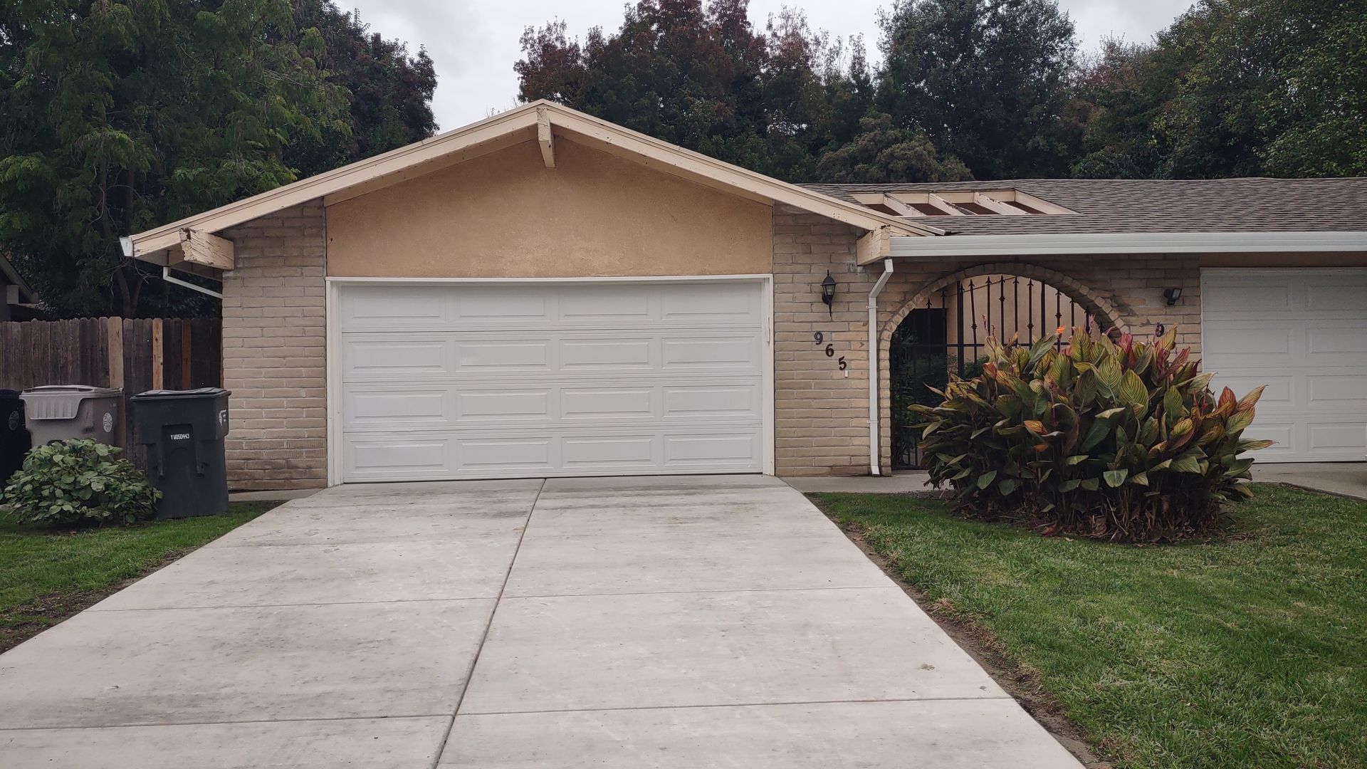 Sacramento House: 965 Johnfer Way