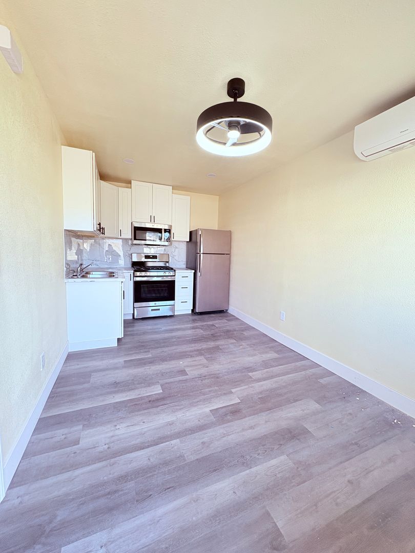 West Sacramento Apartment: 316 6th Street - #19