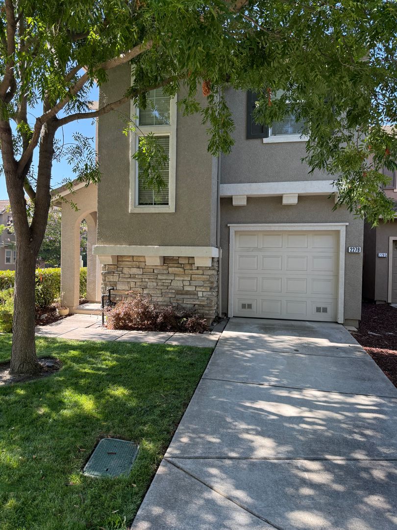 West Sacramento House: 2279 Coffeeberry Rd.