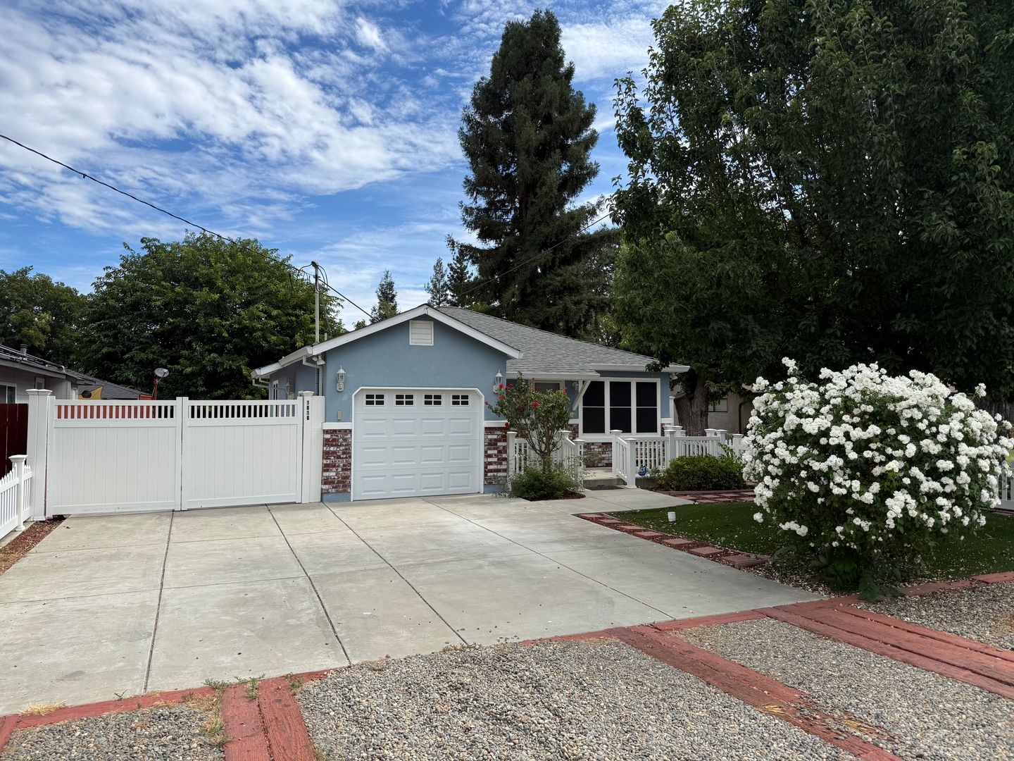 West Sacramento House: 1616 Tamarack Road