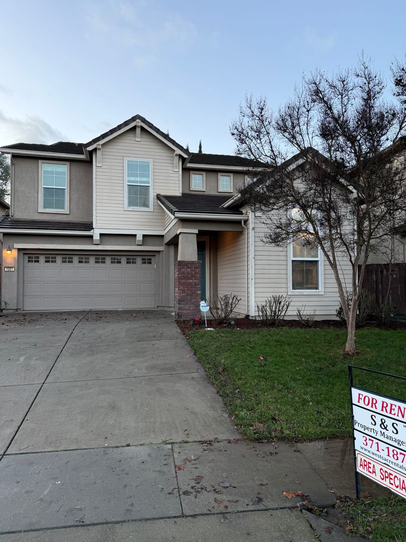 West Sacramento House: 1207 Berrycreek Road