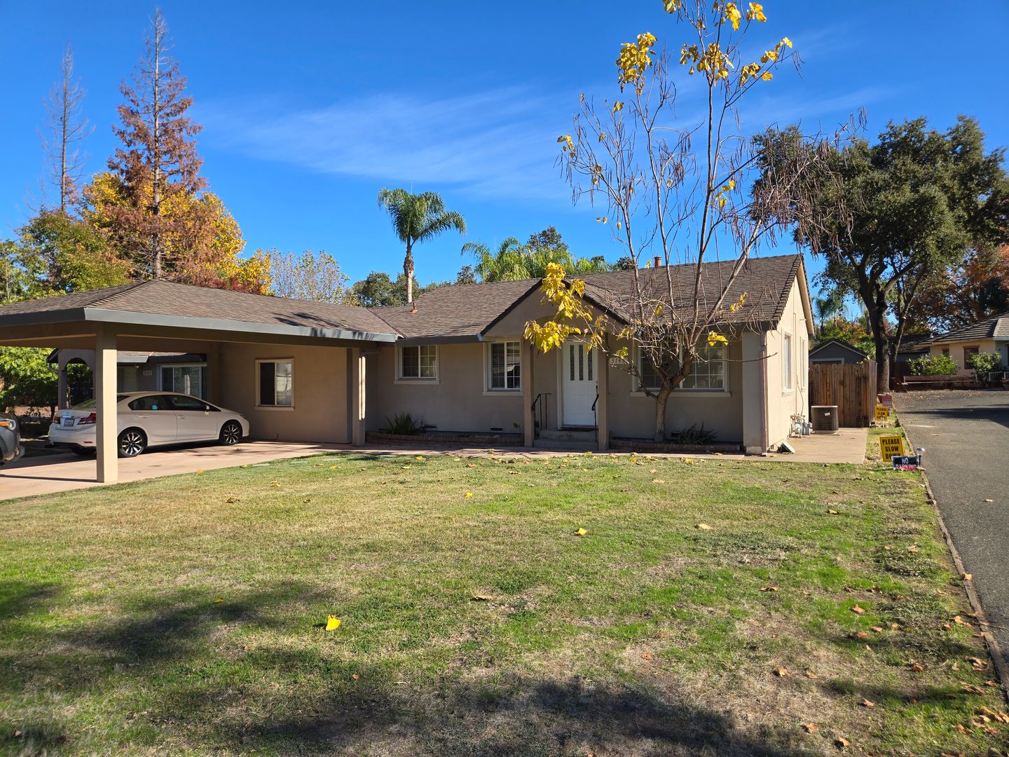 Carmichael House: 3140 Garfield Ave