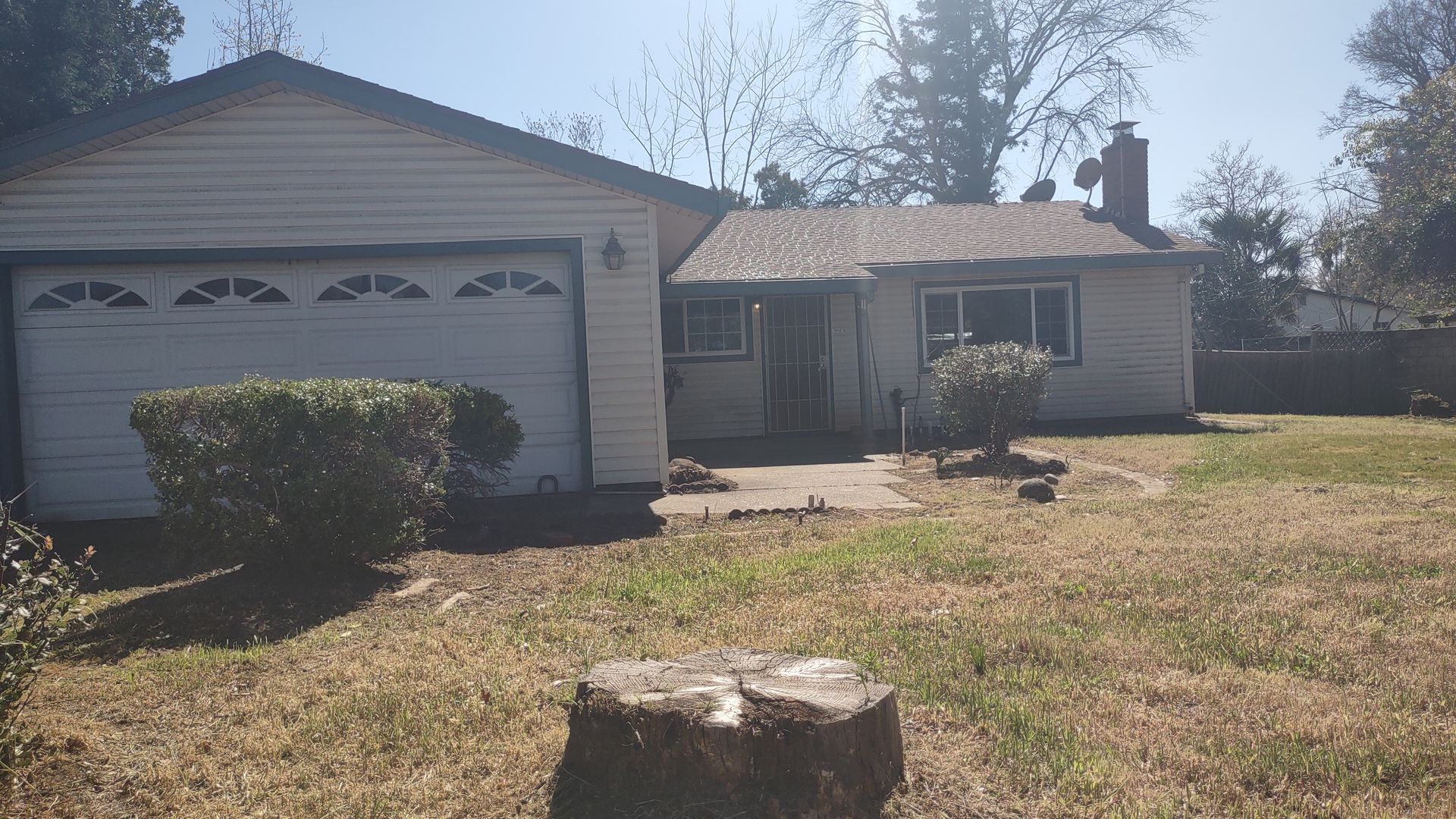 Loomis House: 5490 King Road