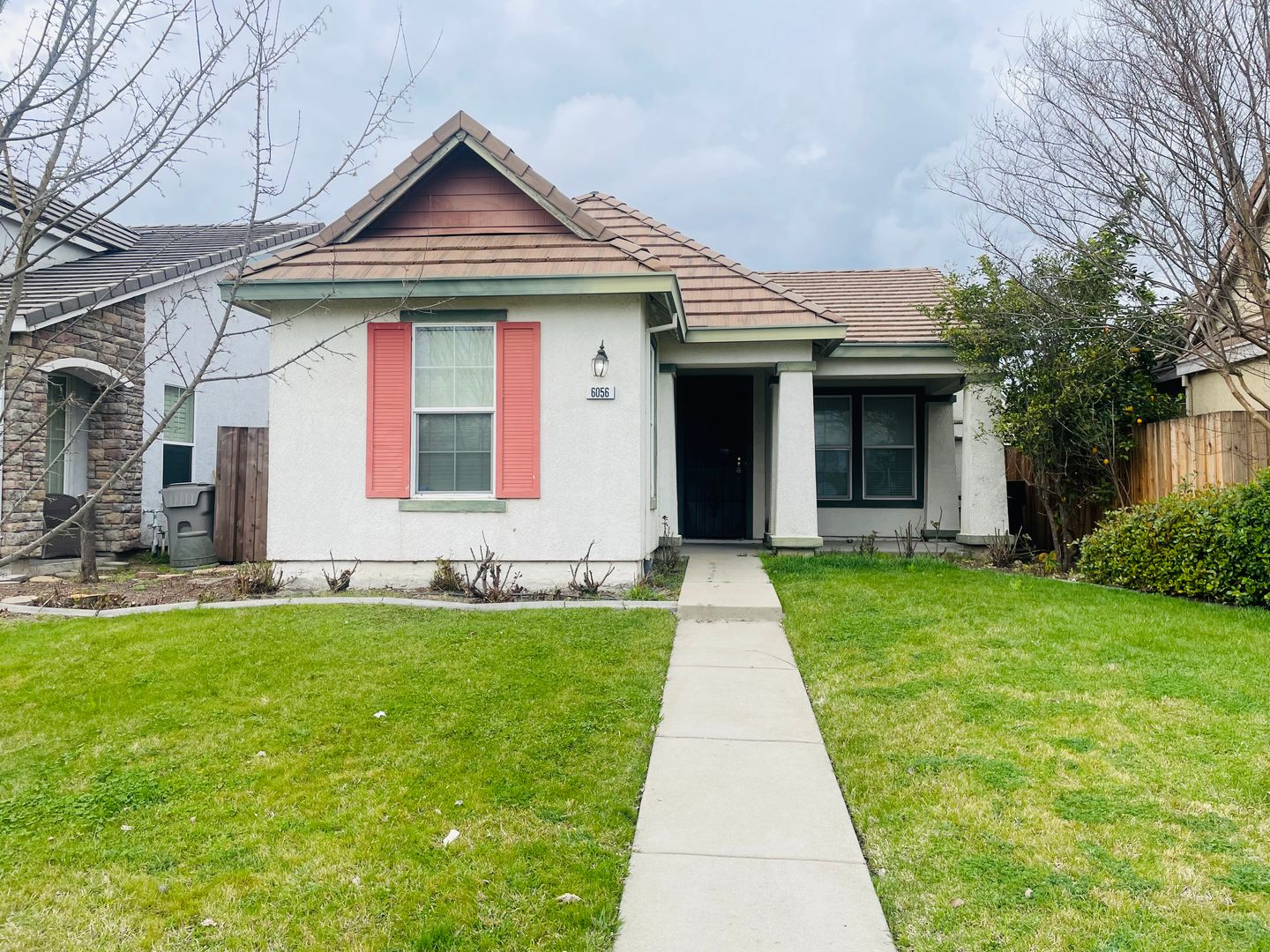 Sacramento House: 6056 Bridgecross Drive