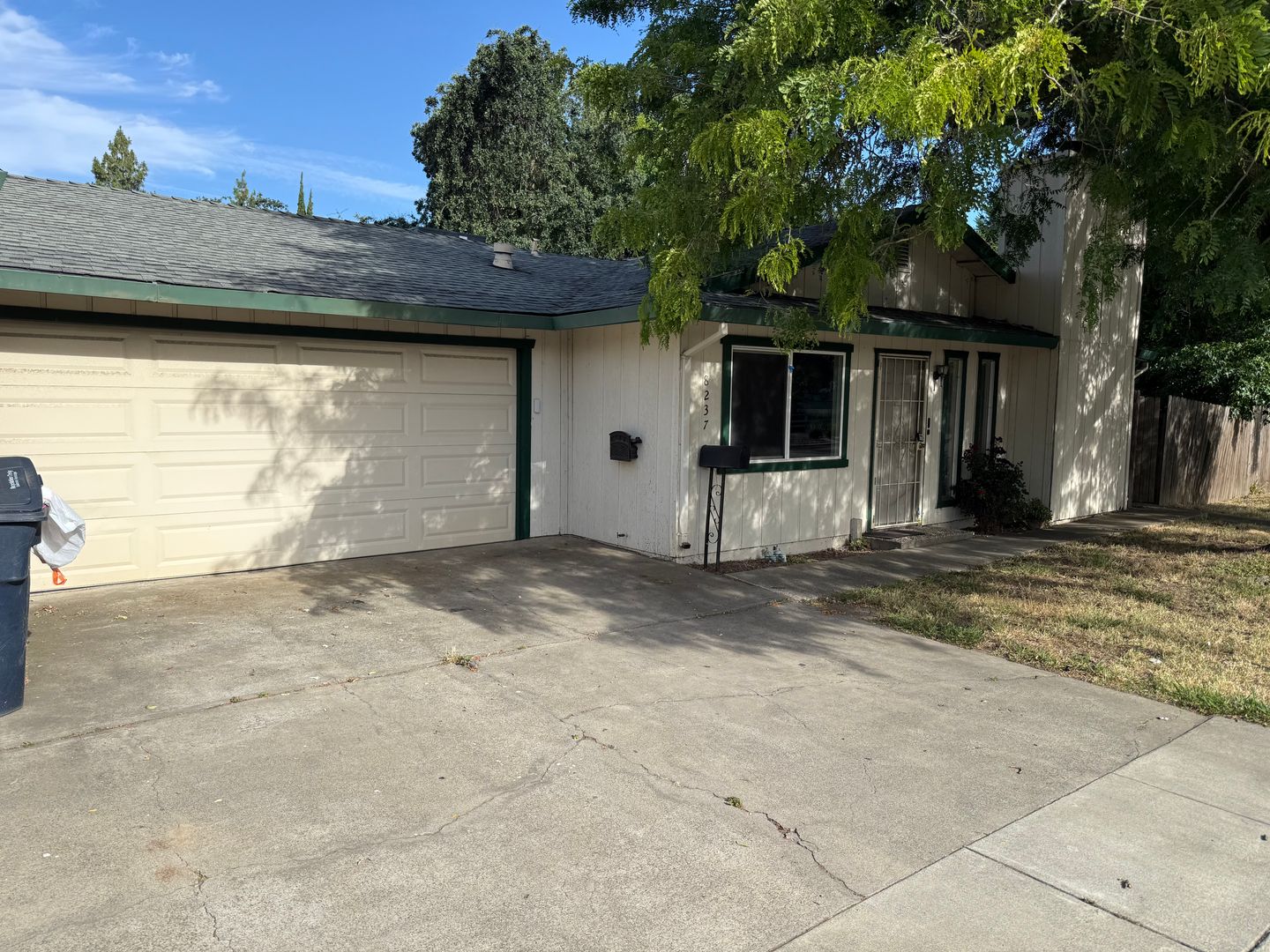 Citrus Heights House: 8237 Sunrise Blvd.