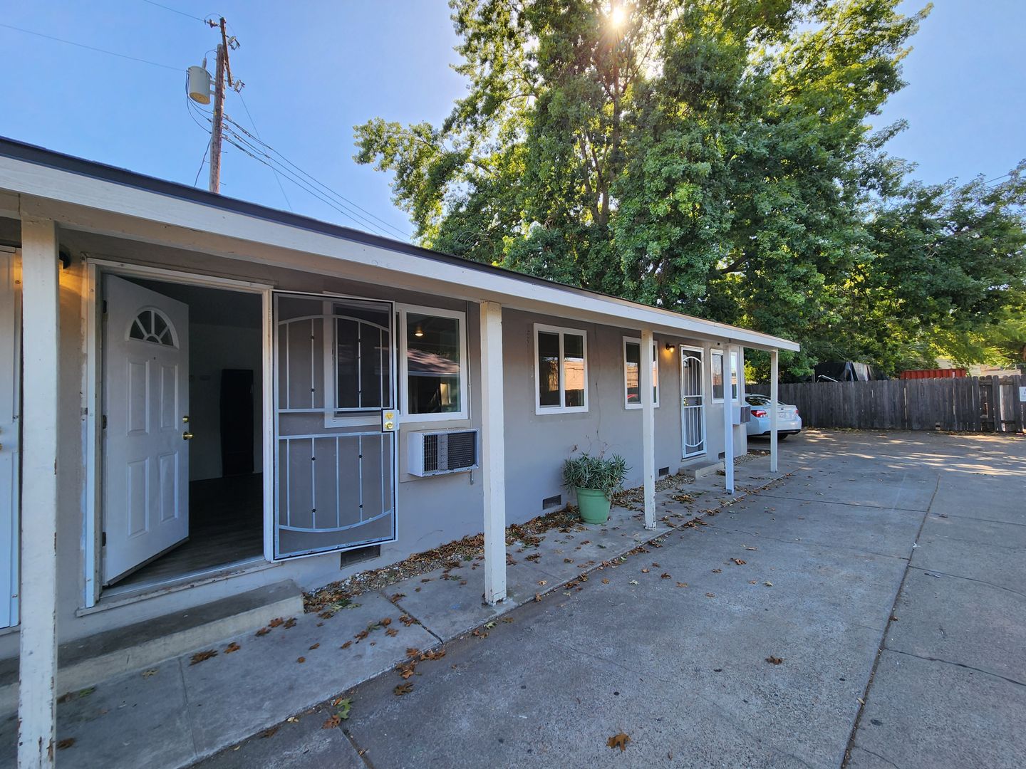 Sacramento Apartment: 5630 53rd Street #3