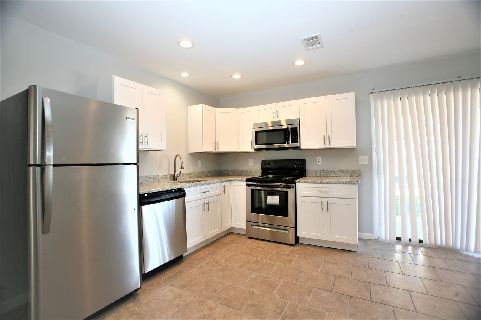 Panama City Apartment: 6121 Harvey St