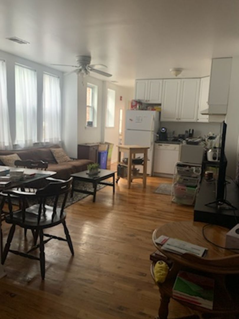 Philadelphia Apartment: 320 S 12th Street