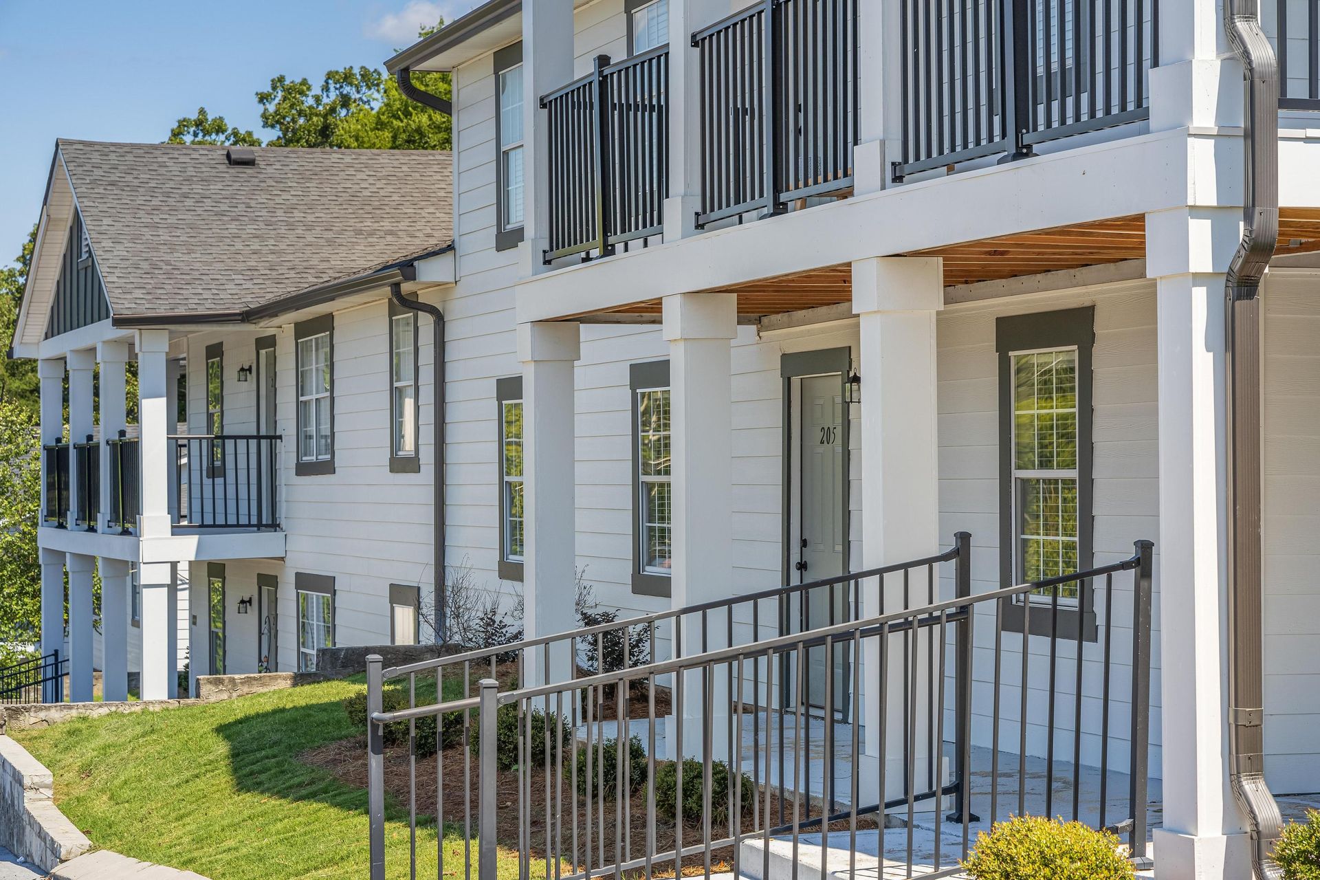 Hixson Apartment: 5255 Old Hixson Pike