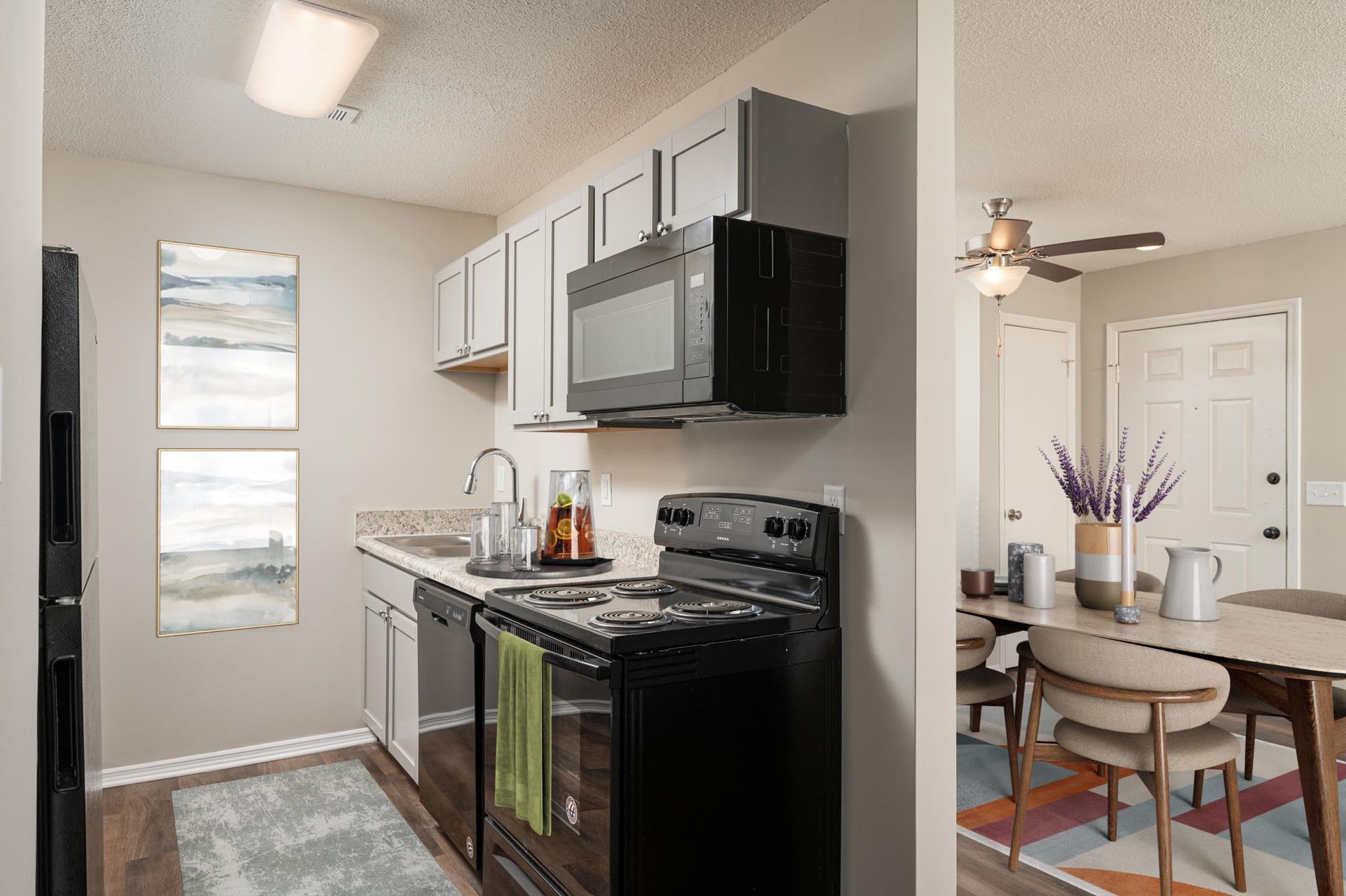 Hixson Apartment: 5255 Old Hixson Pike