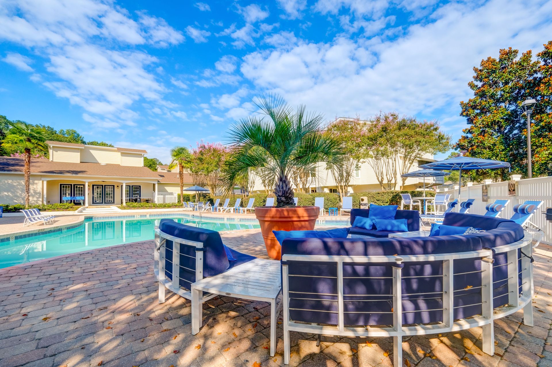Macon Apartment: 3876 Northside Dr.